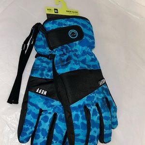 Neff snow gloves NWT XL VELCRO ADJUSTABLE STRAP VERY WARM
